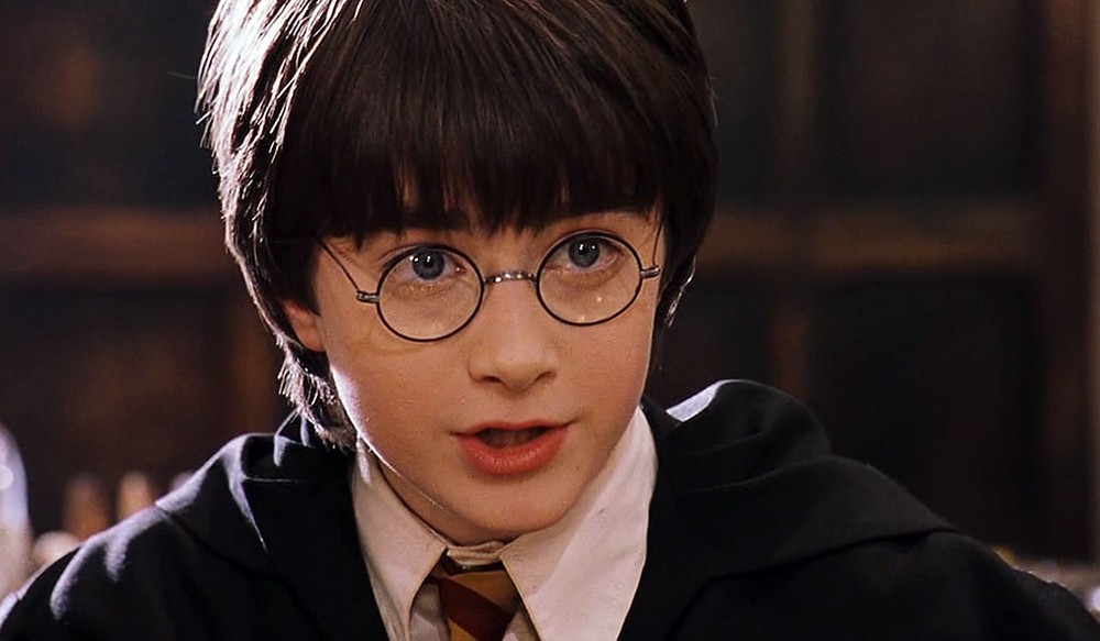 Jun88 - Harry Potter Phần 1 - Hành trình khám phá thế giới phù thủy 3 Harry Potter phần 1
